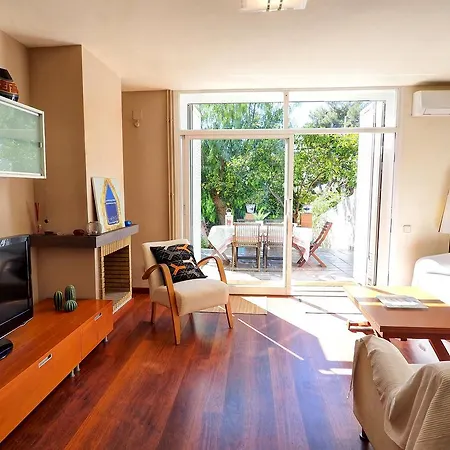 Sunny Triplex By Hello Homes Nyaraló