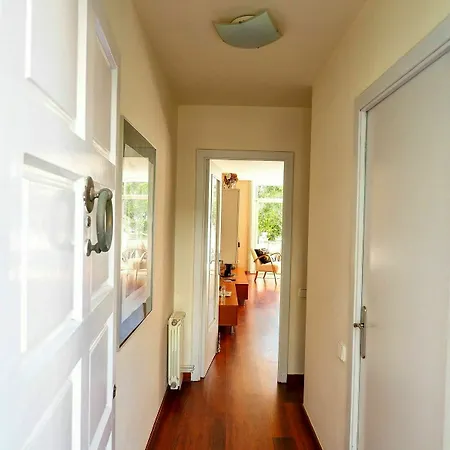 Sunny Triplex By Hello Homes Nyaraló *