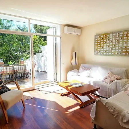 Sunny Triplex By Hello Homes Nyaraló