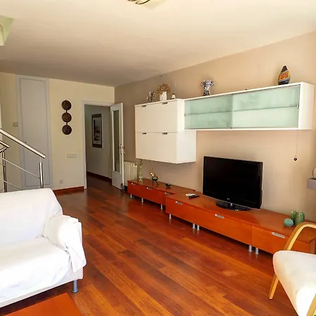 Nyaraló Sunny Triplex By Hello Homes *